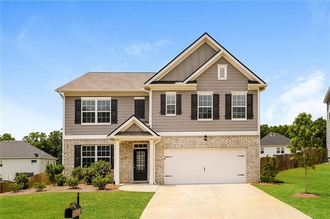 property at 115 Fallen Oak Trce