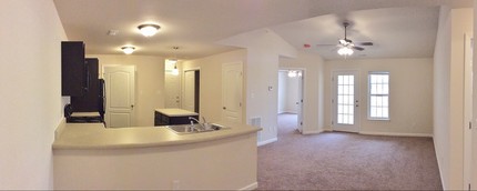 Liberty Landing Apartment Homes in Farmington, MO - Foto de edificio - Interior Photo