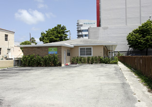 1685 Lenox Ave in Miami Beach, FL - Building Photo - Building Photo