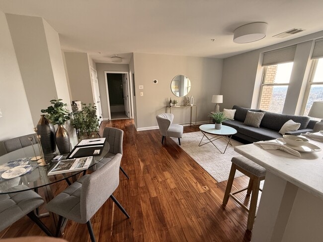 1308 Clifton St NW in Washington, DC - Building Photo - Building Photo