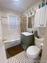 519 Main St, Unit #1 in Medford, MA - Foto de edificio - Building Photo