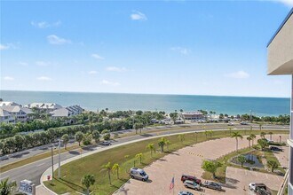 5600 Bonita Beach Rd SW in Bonita Springs, FL - Building Photo - Building Photo