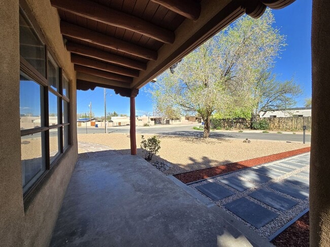 2412 Rosina St in Santa Fe, NM - Building Photo - Building Photo