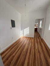 13330 Clairmont Way, Unit 1 in Oregon City, OR - Building Photo - Building Photo