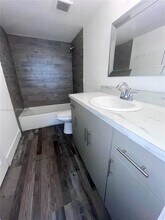 6715 W 26th Dr in Hialeah, FL - Building Photo - Building Photo