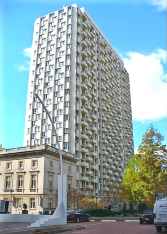 property at 604 S Washington Sq