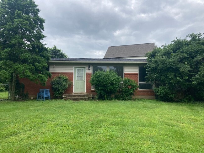 property at 511 Southcrest Dr