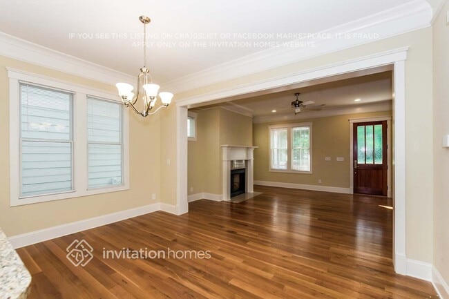 302 Keener Blvd in Belmont, NC - Foto de edificio - Building Photo