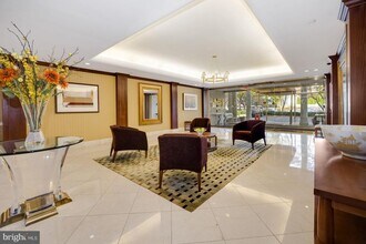 5000 Battery Ln in Bethesda, MD - Building Photo - Building Photo