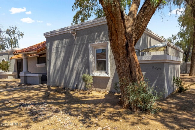 9020 W Highland Ave