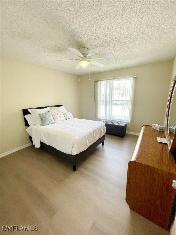 645 Squire Ct in Naples, FL - Foto de edificio - Building Photo