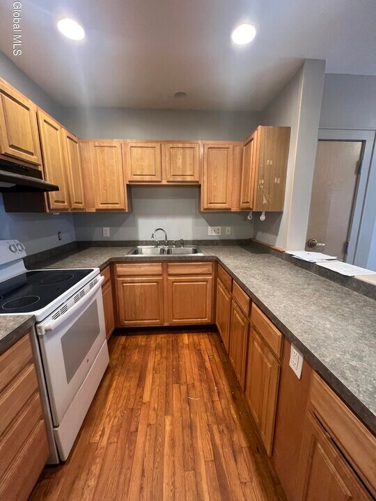 26 Trinity Pl in Albany, NY - Building Photo