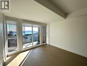 422 E 3rd St in North Vancouver, BC - Building Photo - Building Photo