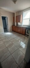 161 16th Ave, Unit 1 in Paterson, NJ - Building Photo - Building Photo