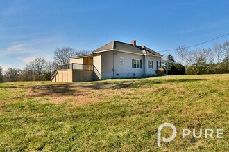 5674 Duncan Rd in Ward, SC - Building Photo - Building Photo
