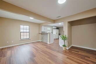 1311 Pershing St in Baytown, TX - Building Photo - Building Photo