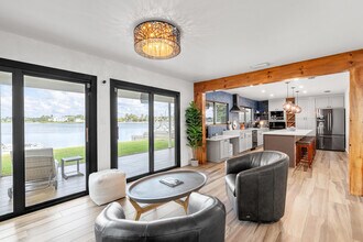 1742 Harborside Cir in Wellington, FL - Building Photo - Building Photo