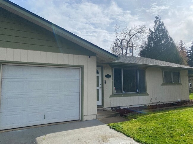 property at 86195 El Camino St