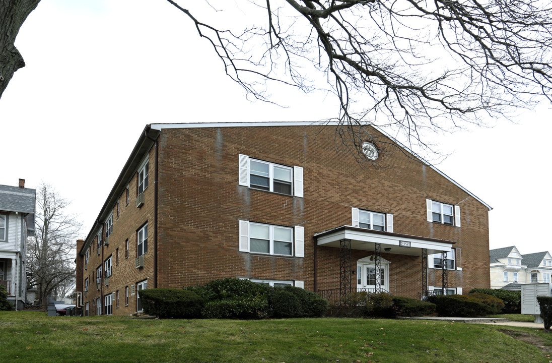 Dudley Arms in Long Branch, NJ - Building Photo