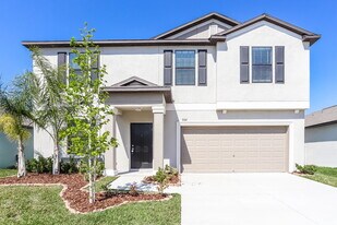 7104 Ozello Trail Ave in Sun City Center, FL - Building Photo