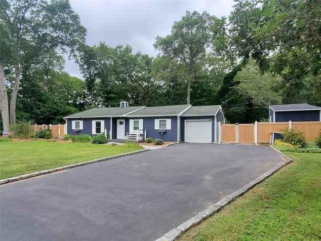 property at 14 Westcliff Dr