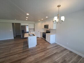 998 N 20 E in Santaquin, UT - Building Photo - Building Photo