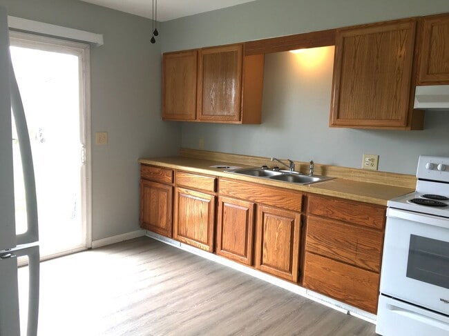 property at 1515 Bel Del Ct