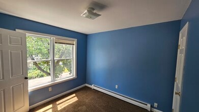 20 Ward St, Unit 20 B in Burlington, VT - Foto de edificio - Building Photo