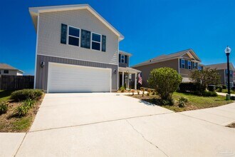 5888 Southern Bell Court in Milton, FL - Building Photo - Building Photo
