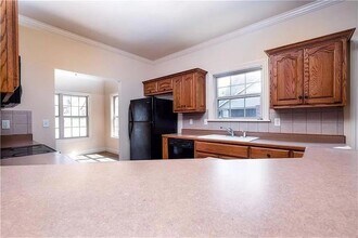 1834 W Creekmore Dr in Fayetteville, AR - Building Photo - Building Photo