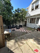 49 Dudley Ave in Los Angeles, CA - Building Photo - Building Photo