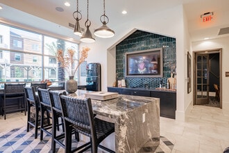 Norco Valley in Norco, CA - Foto de edificio - Interior Photo