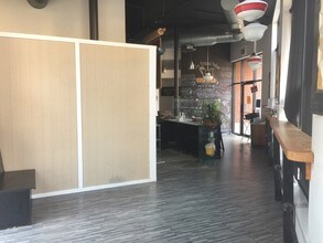 2475 N Lincoln Ave in Chicago, IL - Building Photo - Building Photo