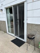 455 Chelsea Ave in West Babylon, NY - Building Photo