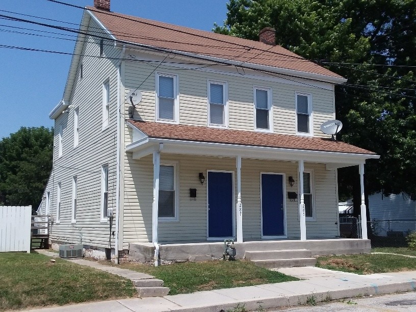 287 South St in Hanover, PA - Building Photo