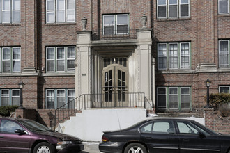 Stevens Square Apartments in Minneapolis, MN - Building Photo - Building Photo