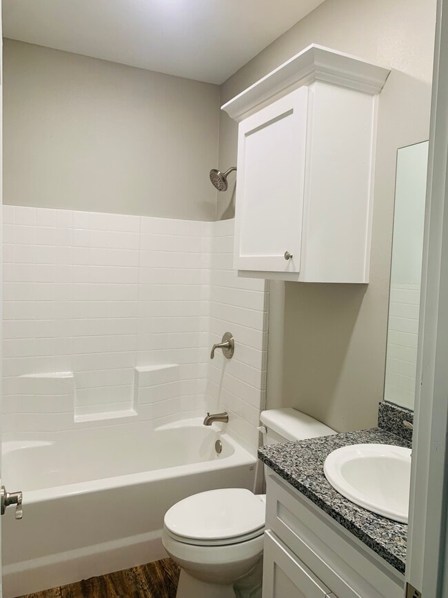 440 Chestnut St in Van, TX - Building Photo - Building Photo