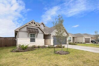 181 Slenderleaf Dr in Marble Falls, TX - Building Photo - Building Photo