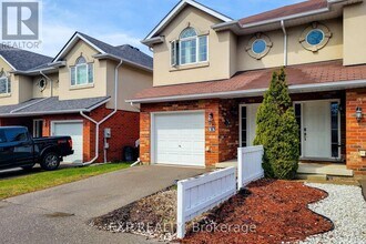 20 McConkey Crescent in Brantford, ON - Building Photo - Building Photo