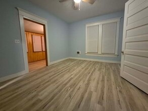 603 N Lee St, Unit 4 in Bloomington, IL - Building Photo - Building Photo