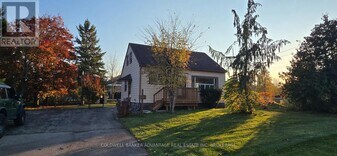 565 Fitch St in Welland, ON - Building Photo