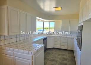 1296 River Rd in Salinas, CA - Building Photo - Building Photo
