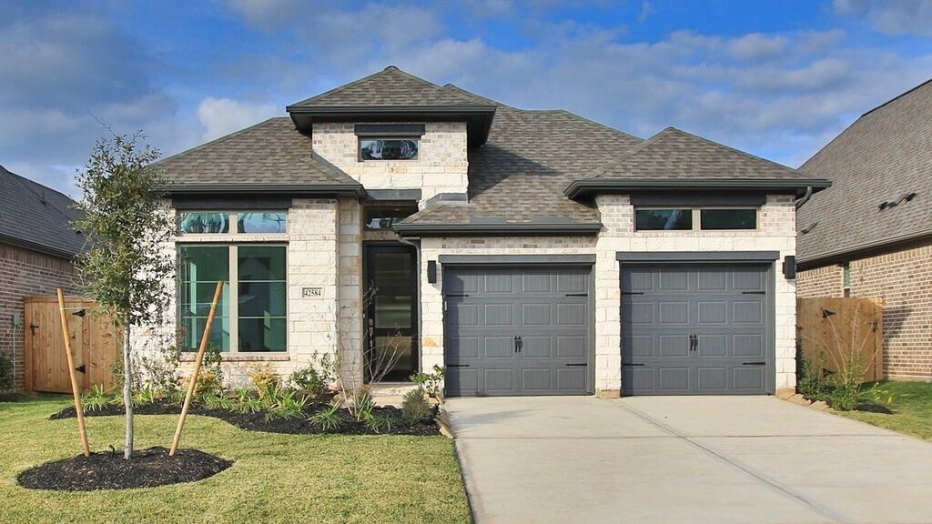 42584 Rustico Rd in Magnolia, TX - Building Photo