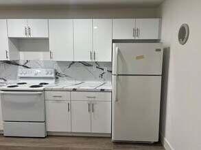 1236 NW 4th Ave in Fort Lauderdale, FL - Foto de edificio - Building Photo