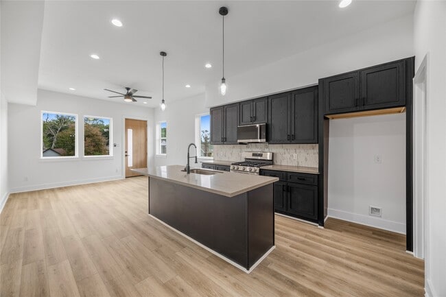 7901 Cora St in Houston, TX - Building Photo - Building Photo