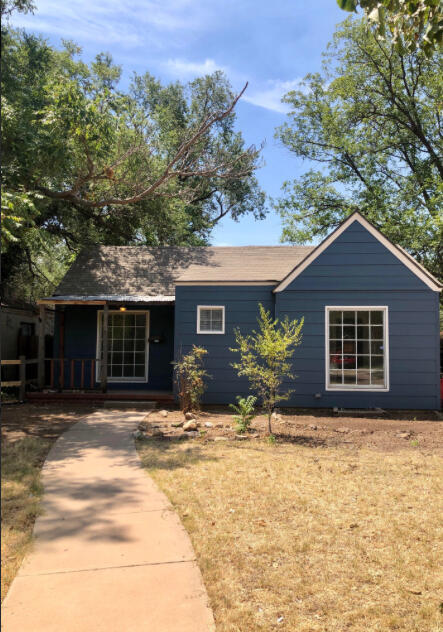 2615 25th St in Lubbock, TX - Building Photo