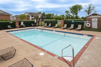 Creekside Clearing Apartments in Bentonville, AR - Building Photo - Building Photo