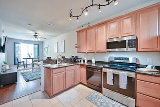 904 E Glenn Crossett St in Arlington, TX - Building Photo - Building Photo