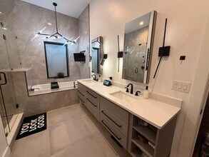 2513 Childs St in Dallas, TX - Building Photo - Building Photo