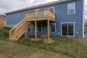 262 Europa Way in Martinsburg, WV - Building Photo - Building Photo